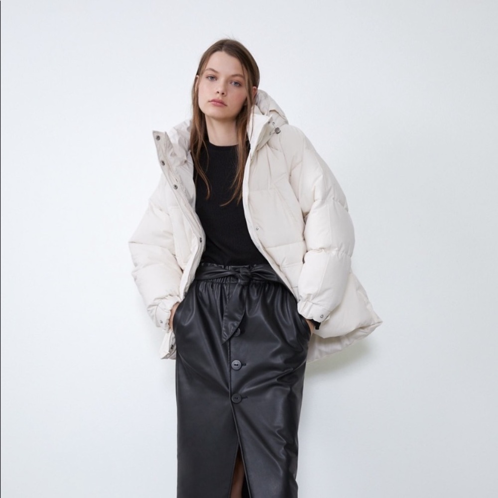 Oversized Zara puffer: shirt in front/long in back